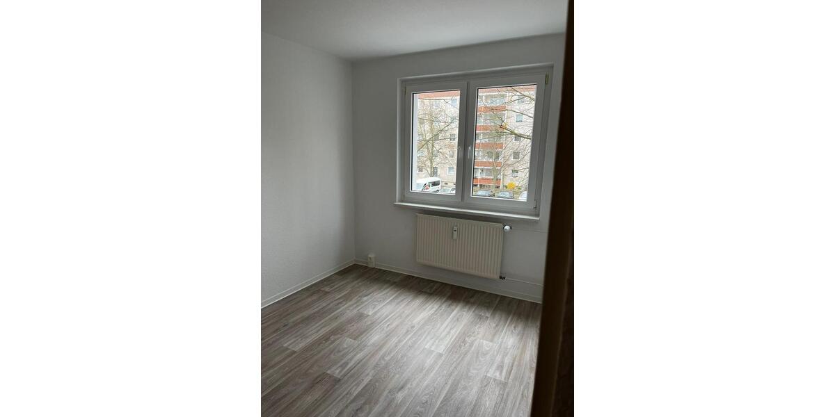 Etagenwohnung Kolkwitz - 4 Zimmer, 72 m&sup2;, 550&euro; | Angebot:24814753