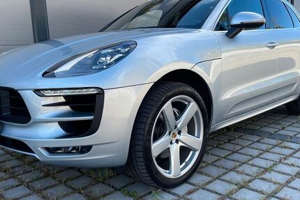 Porsche Macan 53.166 km 35.499 € Guben 03172