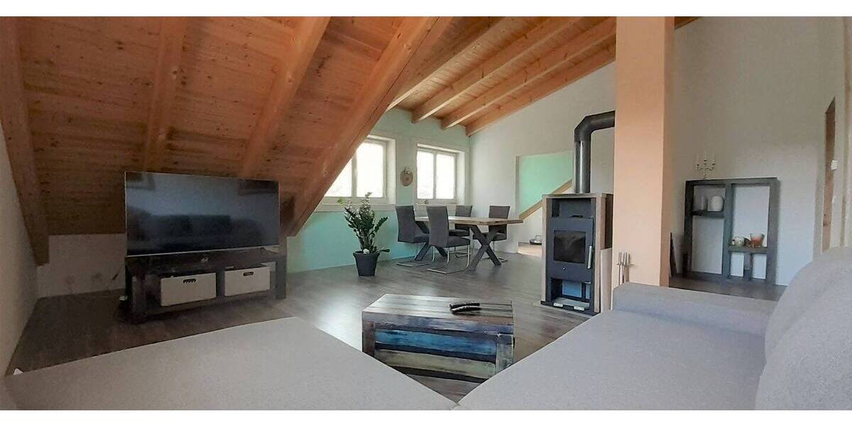 Großes Holzblockhaus im Cottbuser Süden zu verkaufen. 8 zimmer