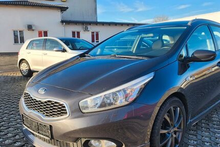 Kia ceed Sportswagon 140.500 km 6.450 &euro; Cottbus 03042