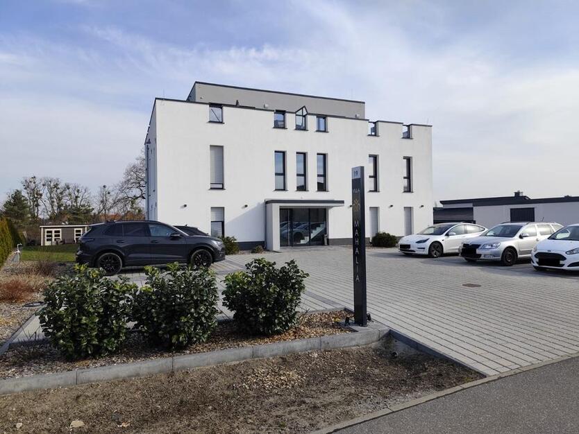 Maisonette-Wohnung, 4 Zimmer, riesige Dachterrasse, am See! NEU