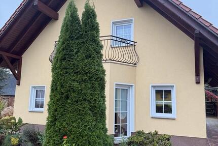 Haus mit Garten und Pool zur Miete 4 zimmer