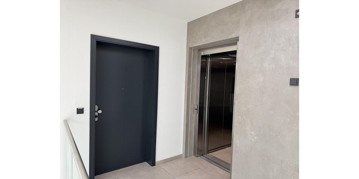Etagenwohnung Cottbus - 3 Zimmer, 138 m&sup2;, 1.938&euro; | Angebot:26632400
