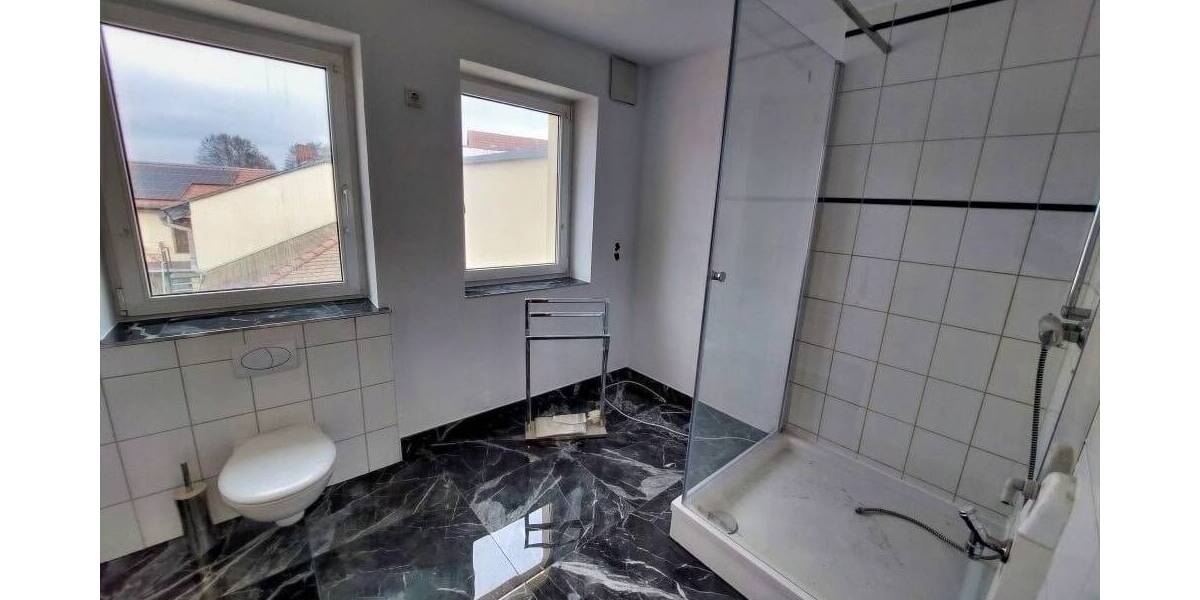 Mehrfamilienhaus, Wohnhaus Lieberose - 7 Zimmer, 203 m&sup2;, 650.000&euro; | Angebot:23971413