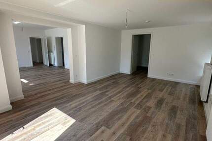 Wohnung Cottbus Mitte - 4 Zimmer, 117 m&sup2;, 349.500&euro; | Angebot:25682802
