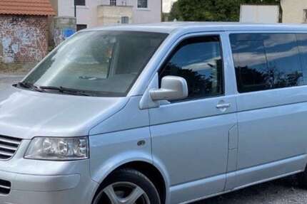 VW T5 Caravelle 220.000 km 7.500 € Spremberg 03130