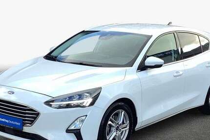 Ford Focus 82.112 km 13.940 &euro; Cottbus 03051