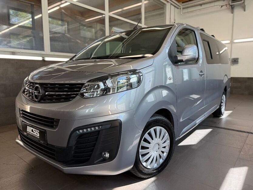 Zafira Life