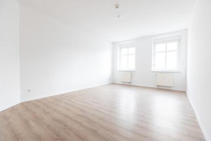 Wohnung Forst (Lausitz) - 2 Zimmer, 65 m&sup2;, 425&euro; | Angebot:25268548