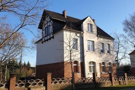 Haus Neupetershain - 8 Zimmer, 157 m&sup2;, 110.000&euro; | Angebot:26504202
