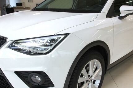 Seat Arona 33.076 km 17.985 &euro; Forst 03149