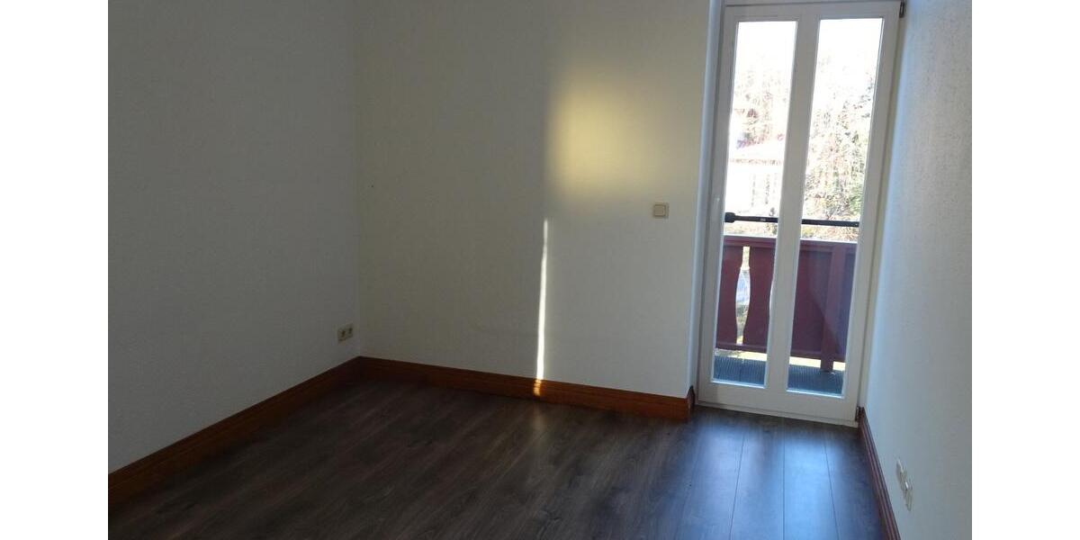 Etagenwohnung Lieberose - 3 Zimmer, 92 m&sup2;, 500&euro; | Angebot:26564313