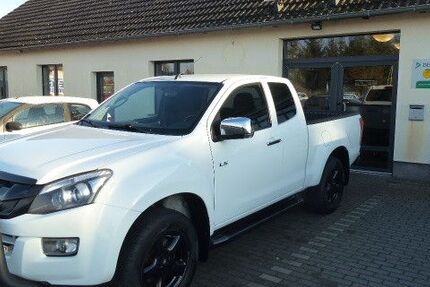 Isuzu D-Max 148.792 km 17.485 &euro; Jaenschwalde 03197