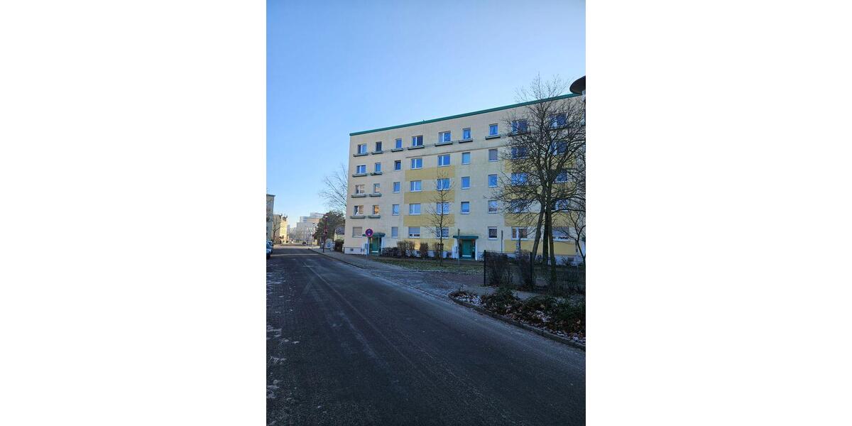 Etagenwohnung Cottbus - 4 Zimmer, 68 m&sup2;, 130.000&euro; | Angebot:27008606