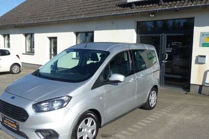 Ford Tourneo Courier 120.807 km 8.785 &euro; Jaenschwalde 03197
