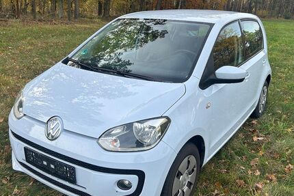 VW up! 205.000 km 3.500 &euro; Turnow-Preilack 03185