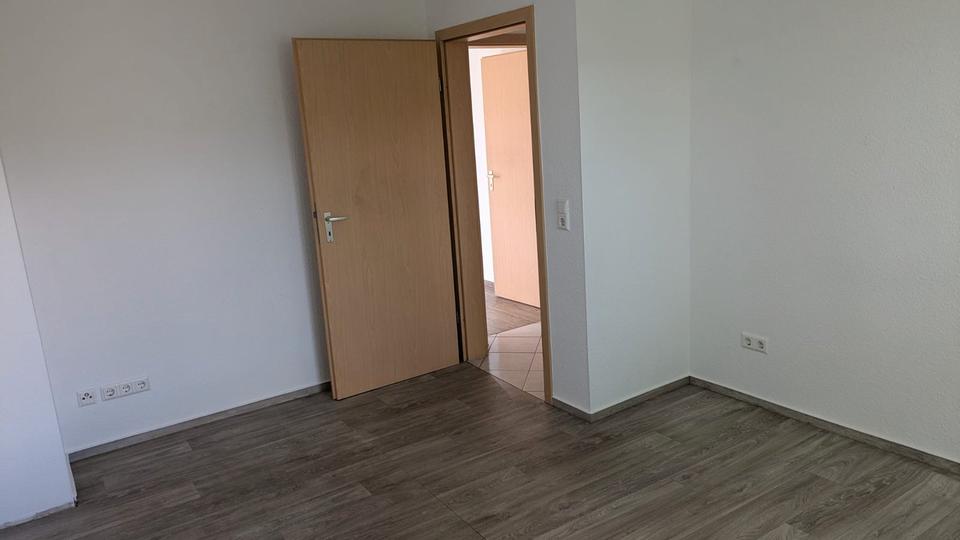 Etagenwohnung Schleife - 4 Zimmer, 68 m&sup2;, 365&euro; | Angebot:26714282
