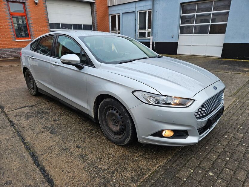 Ford Mondeo 206.836 km 6.700 € Guben 03172