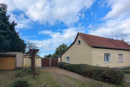 Reserviert - Behagliches Anwesen mit idyllischem Innenhof und weitläufigem Garten 5 zimmer