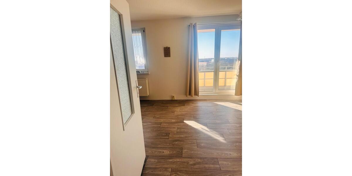 Etagenwohnung Cottbus - 3 Zimmer, 58 m&sup2;, 550&euro; | Angebot:25570978