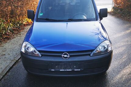 Opel Combo 208.000 km 2.600 &euro; Großräschen 01983