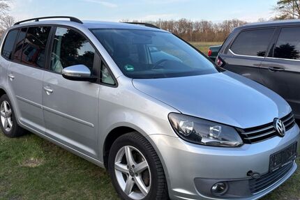 VW Touran 235.951 km 4.990 &euro; Tschernitz 03130