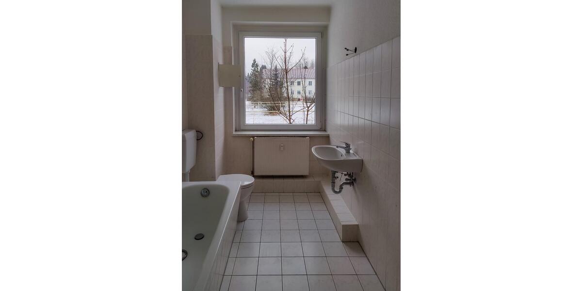 Erdgeschoßwohnung Jänschwalde Kolonie - 4 Zimmer, 86 m&sup2;, 456&euro; | Angebot:24748604