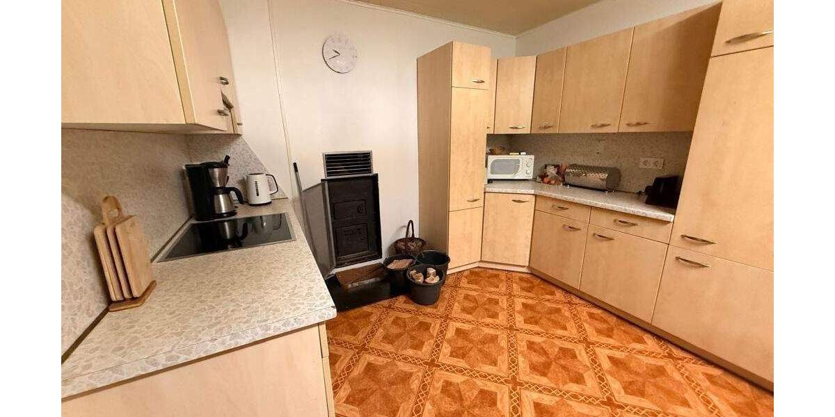 Bauernhaus mit großem Grundstück auf dem Land zu verkaufen zimmer