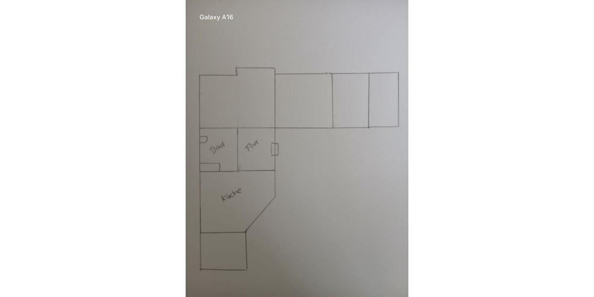 Etagenwohnung Cottbus Merzdorf - 5 Zimmer, 130 m&sup2;, 750&euro; | Angebot:25282355