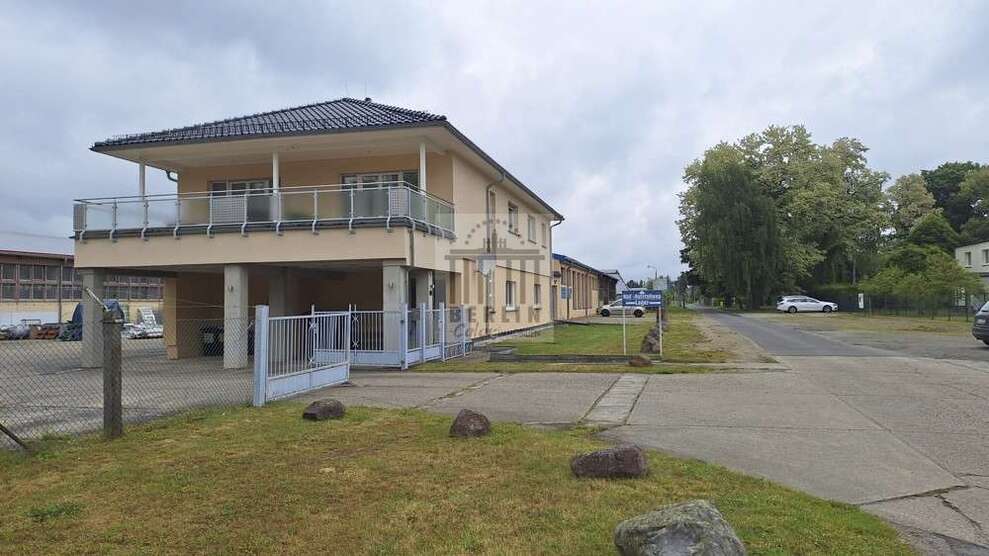 Haus zum Kaufen in Vetschau 495.000 € 160 m²