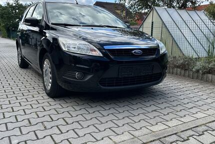 Ford Focus 218.306 km 3.333 &euro; Cottbus 03051