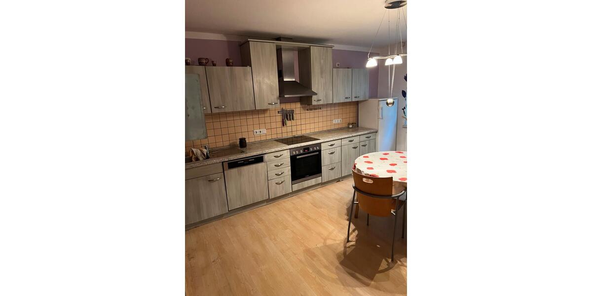 Nettes EF Haus mit Nebengelass und Garagen in Döbern 4 zimmer