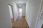 **FRISCH RENOVIERT**3-Zimmer-Wohnung 2.OG Balkon Bad mit Wanne ab sofort
