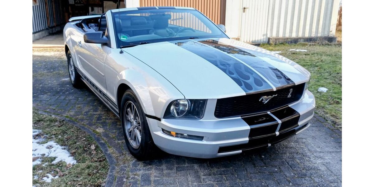Ford Mustang 141.872 km 11.950 &euro; Forst (Lausitz) 03149