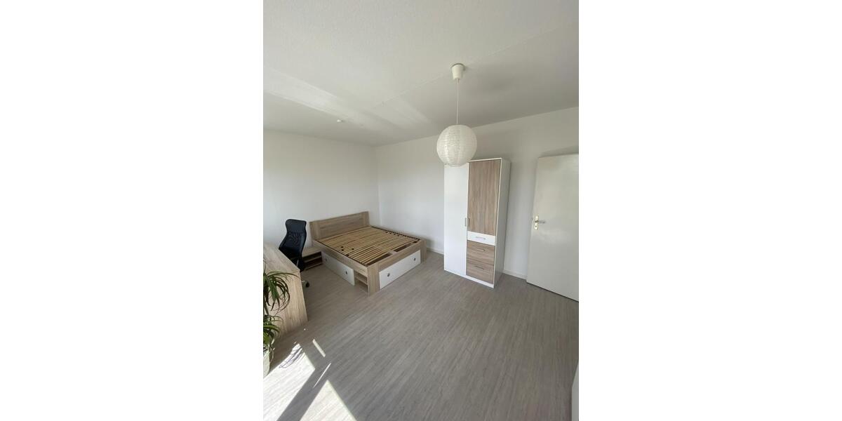Etagenwohnung Cottbus Sachsendorf - 1 Zimmer, 42 m&sup2;, 370&euro; | Angebot:26278671