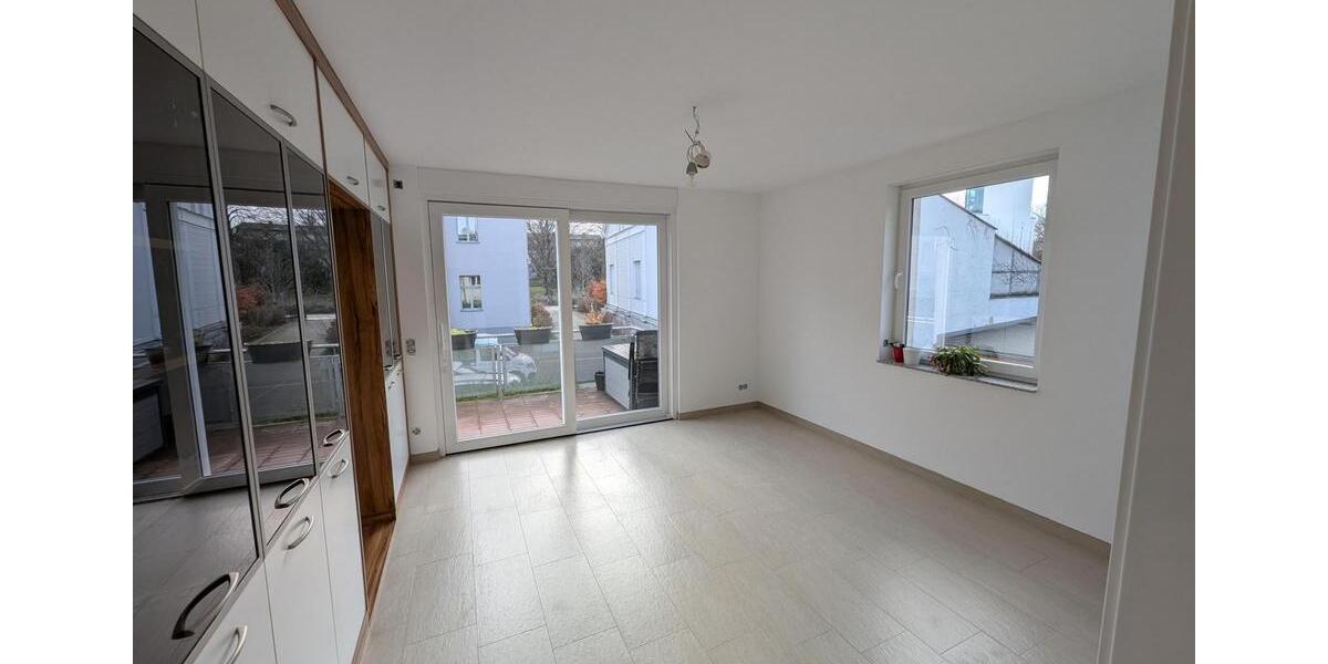 Etagenwohnung Cottbus Brunschwig - 2 Zimmer, 54 m&sup2;, 600&euro; | Angebot:25908040