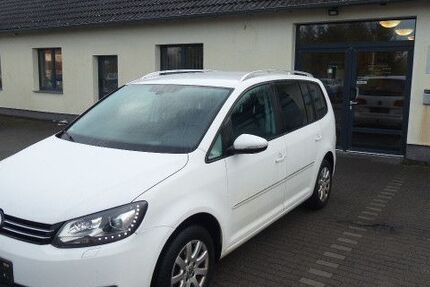 VW Touran 304.580 km 4.285 &euro; Jaenschwalde 03197