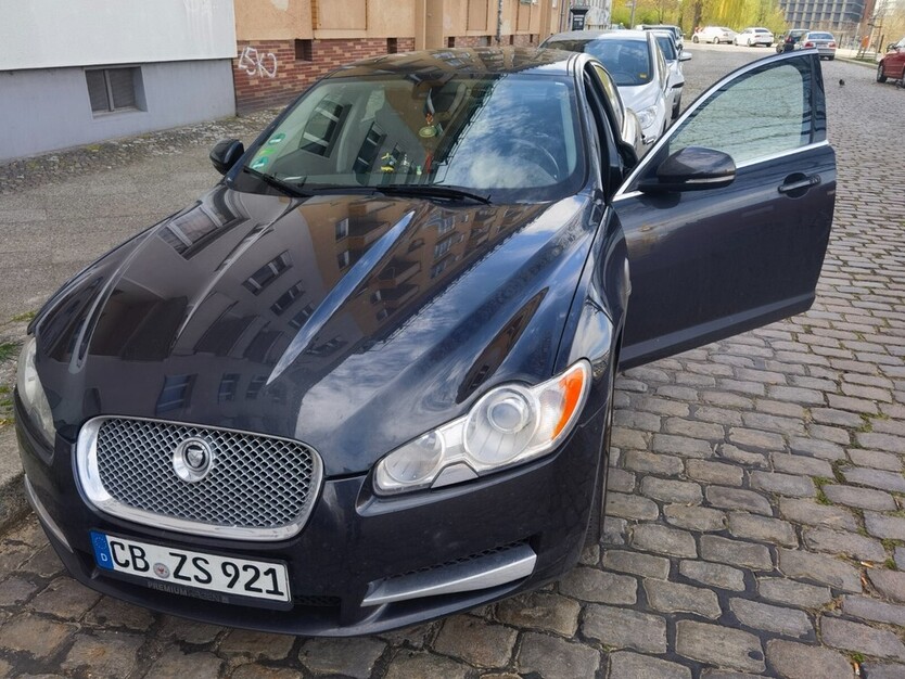 XF