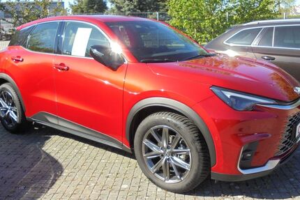 Lexus LBX 13.350 km 30.490 &euro; Kolkwitz - Krieschow 03099