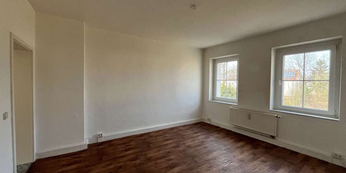 Etagenwohnung Groß Schacksdorf - 2 Zimmer, 47 m&sup2;, 230&euro; | Angebot:26378211