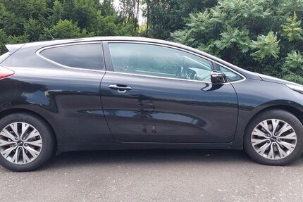Kia ceed / Ceed 116.500 km 8.900 &euro; Freienhufen 01983