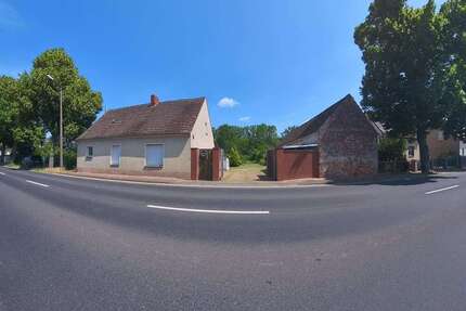 Haus zum Kaufen in Forst Lausitz OT Briesnig 53.000 € 92.5 m² 3 zimmer