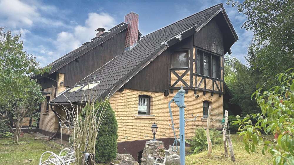 Einfamilienhaus Drebkau - 5 Zimmer, 150 m&sup2;, 350.000&euro; | Angebot:25197143