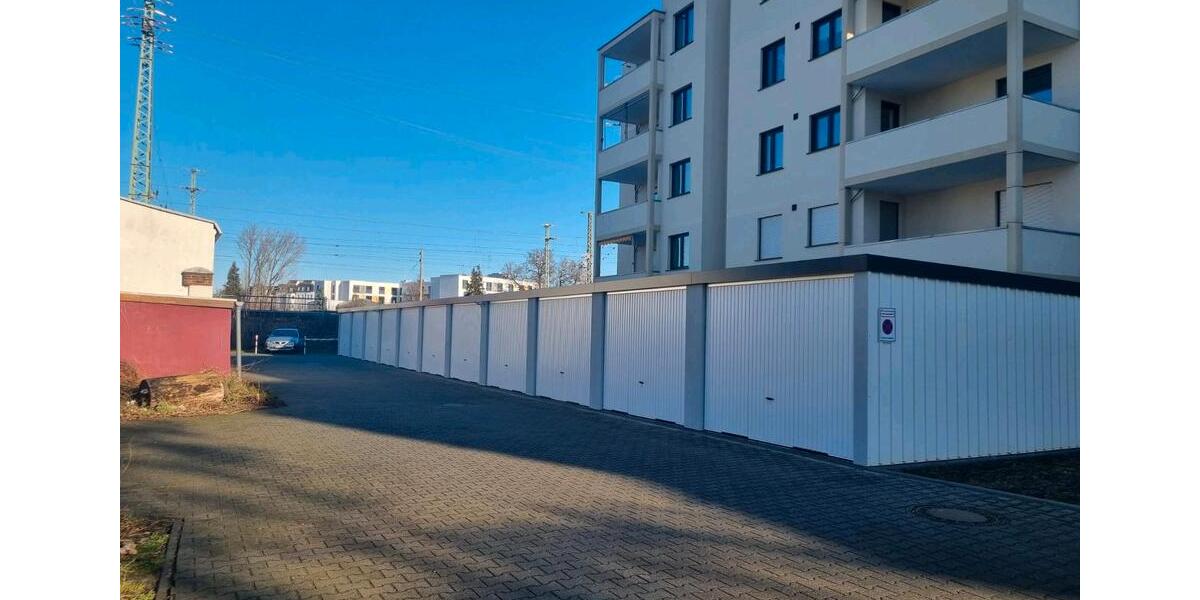 Garagen / Stellplätze Cottbus - 100&euro; | Angebot:25104252