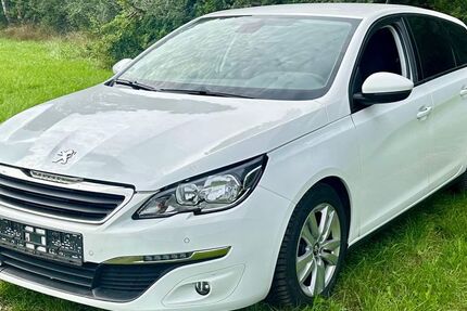 Peugeot 308 119.123 km 5.799 € Guben 03172