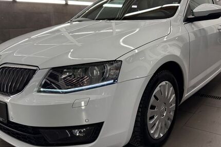 Skoda Octavia 122.110 km 12.988 &euro; Cottbus 03044