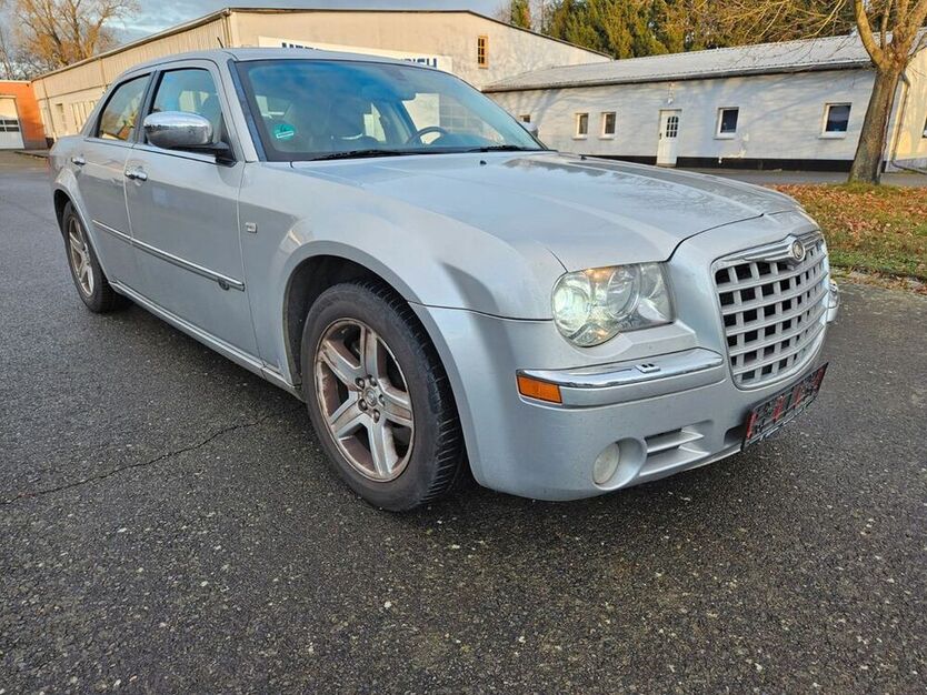 300C