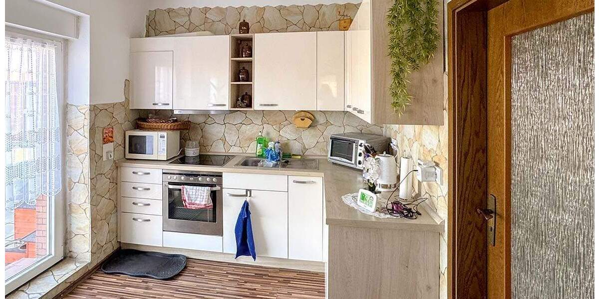 AUKTION: Gebäudekomplex mit 5 Wohneinheiten in schöner Lage zimmer