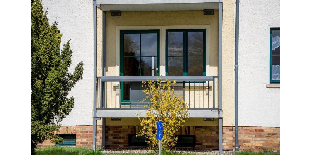 Helle 3 ZKB im EG mit Südwest-Balkon in 4-Familienhaus 3 zimmer