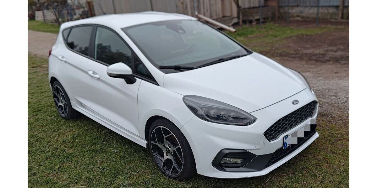 Ford Fiesta 77.500 km 15.500 &euro; Kolkwitz 03099